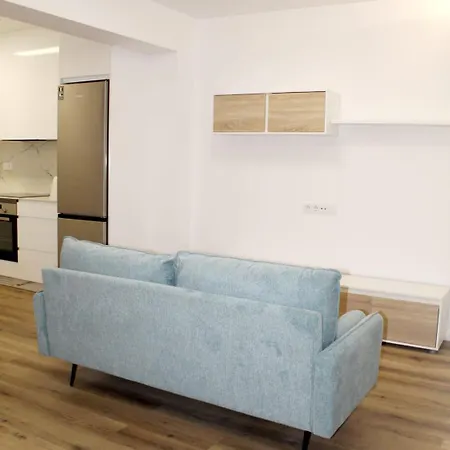 Lejlighed Piso Estacion De Tren De *